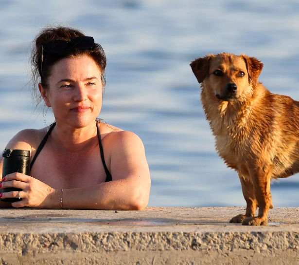 Можно ли брать собаку на пляж?.