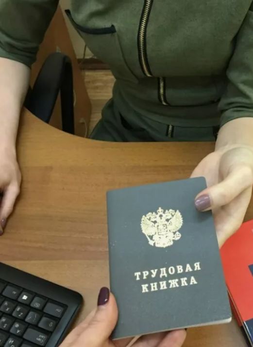 Работодатели получат право привлекать детей с 14 лет к работе в выходные.